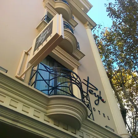 Peyk Oldcity Hotel 3*